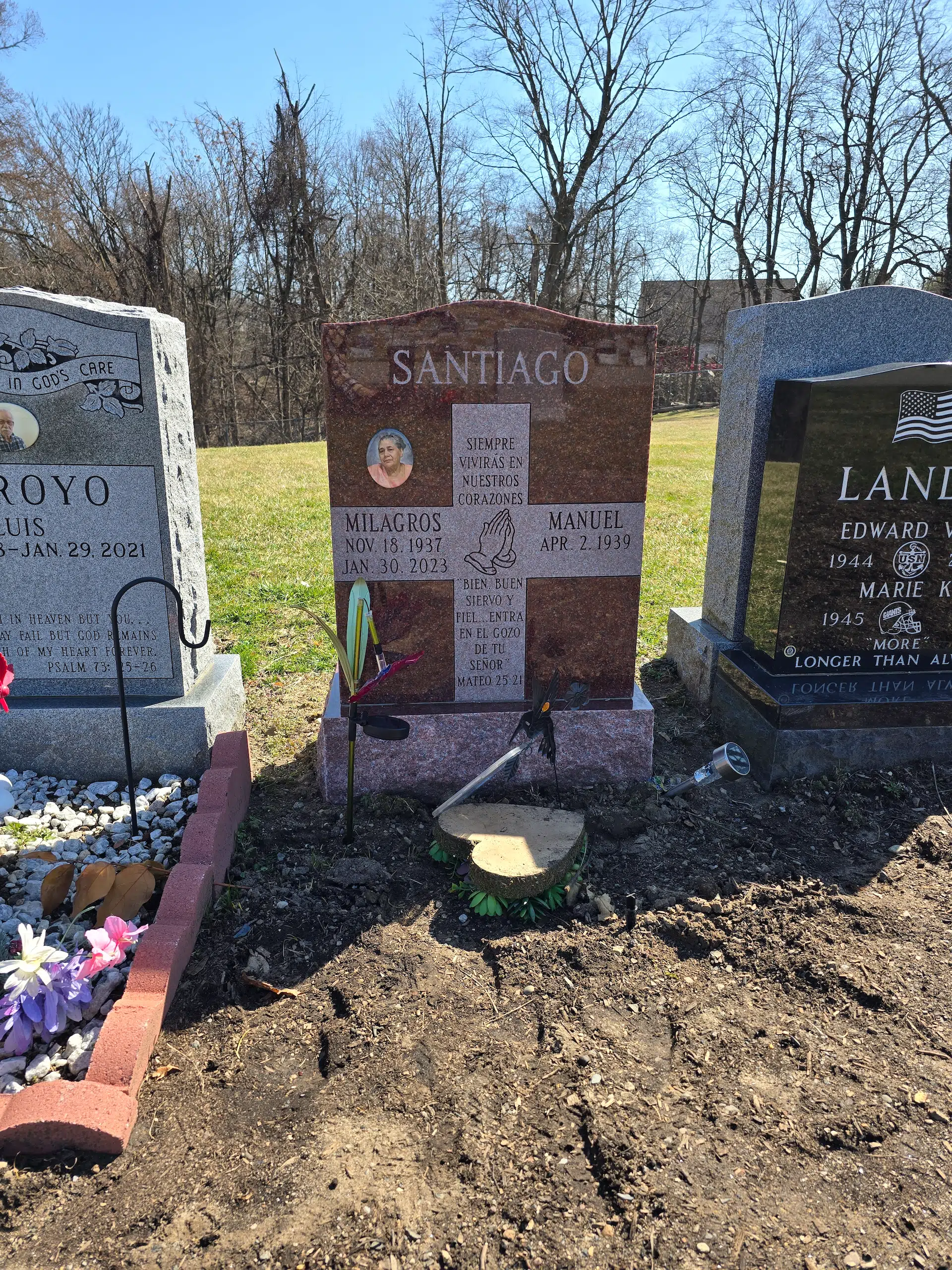 Black Granite Headstone hand-carved by Black Granite Memorials in NJ — image 3